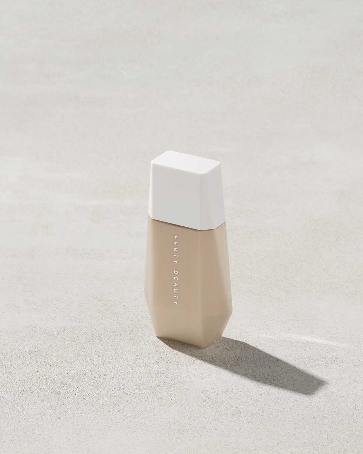 Eaze Drop Lightweight Blurring Skin Tint — 2