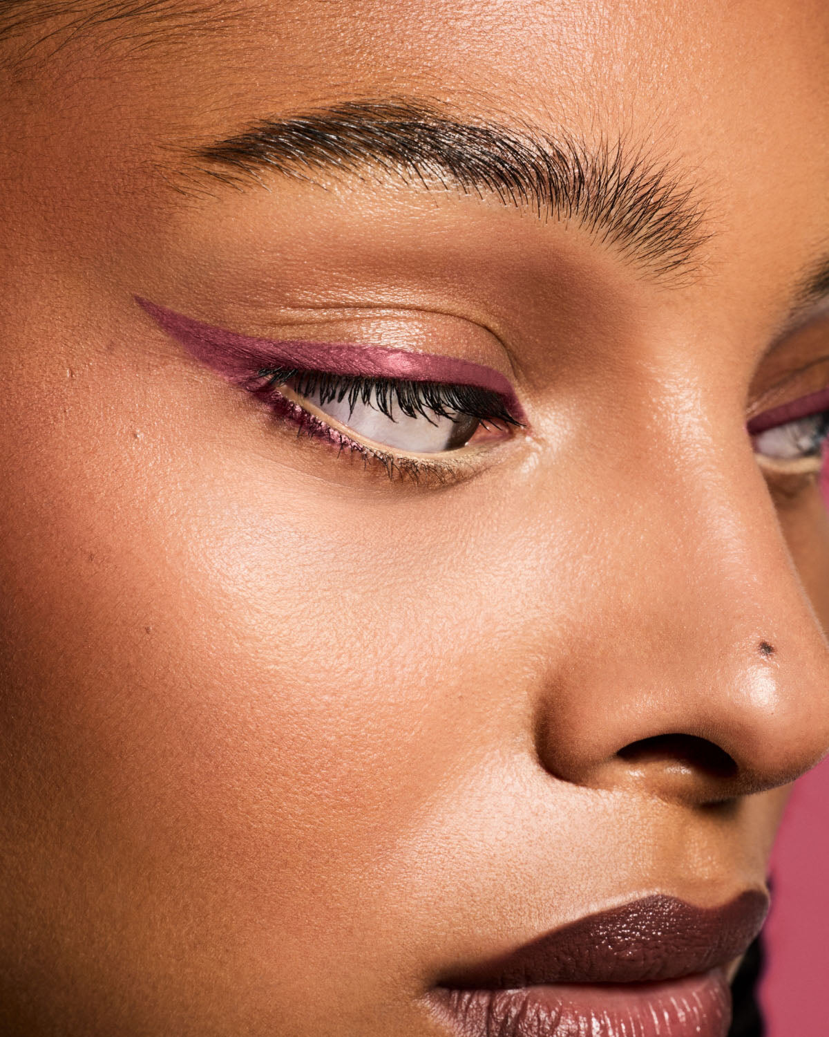 Fine Linez Lash Line-Enhancing Eyeliner — RiRi
